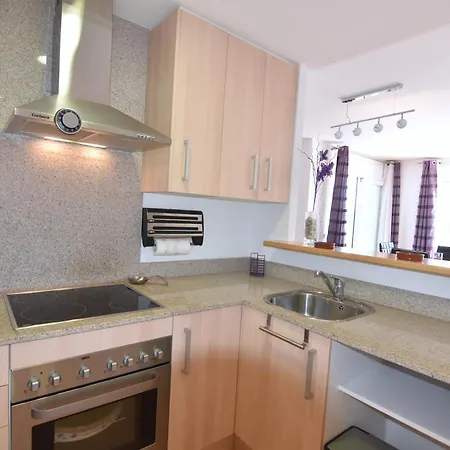 Apartment Portomar 126: Seaside With Terrace And Parking In Roses