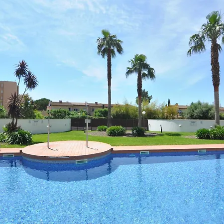 Portomar 126: Seaside With Terrace And Parking In Apartment Roses